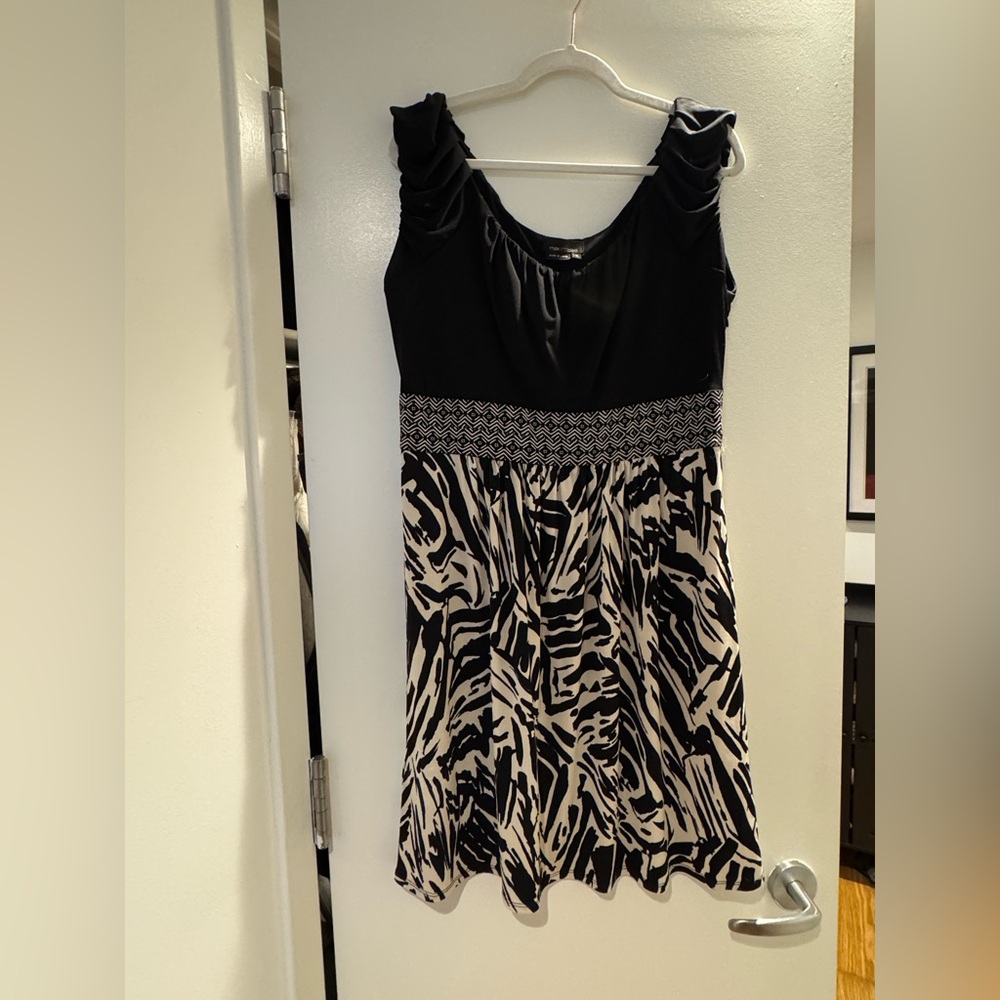 Mixed pattern knee length  dress